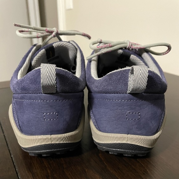 ECCO Biom Grip Lite, Hydromax Women’s Sneaker - Picture 2 of 5